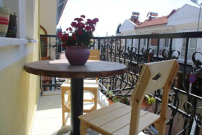 Dionyssos Apartment